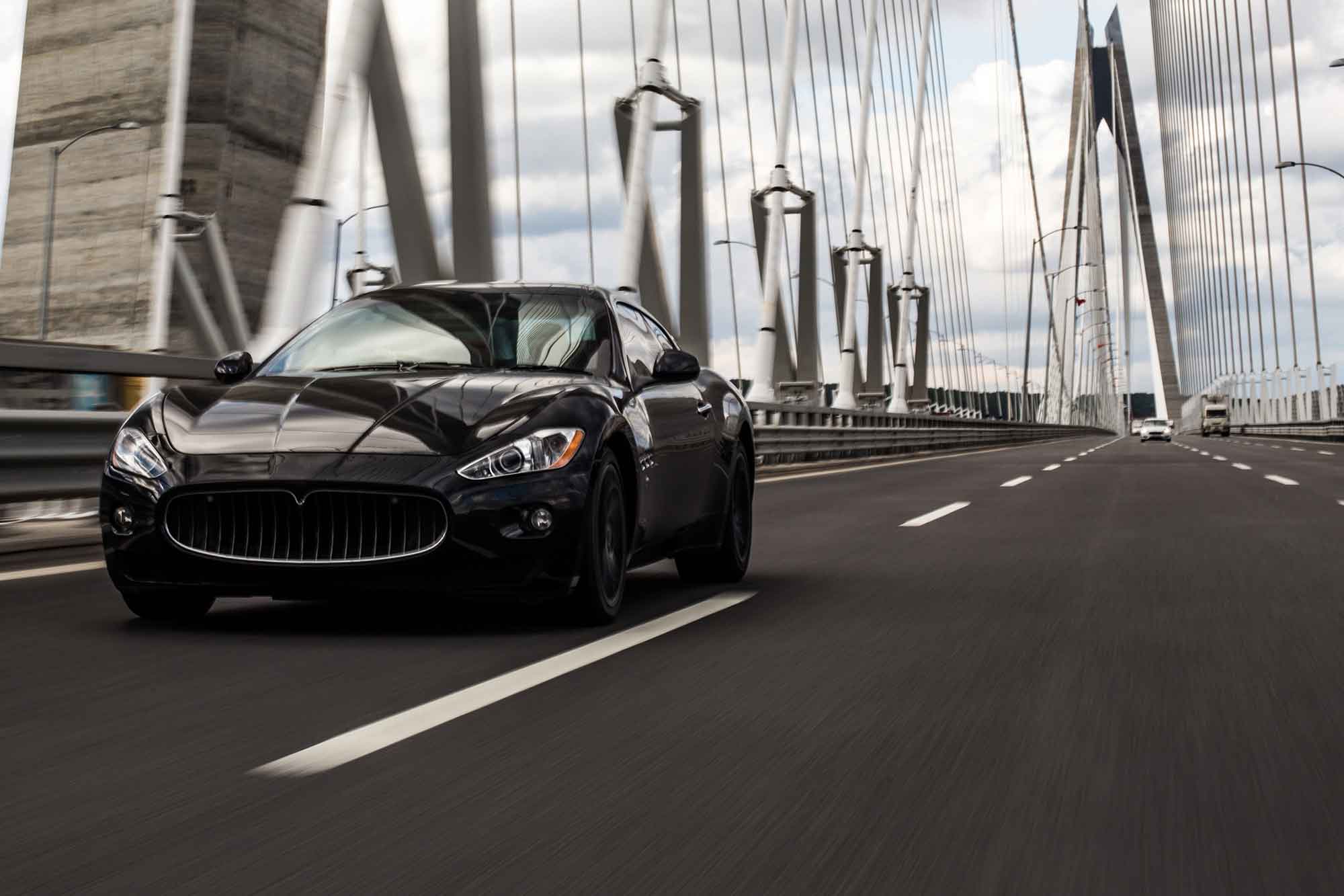 Contract vanzare cumparare auto si Model
